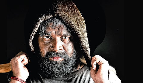 சசிகுமாரின் தலைகீழ் உருமாற்றம்! - இரா.சரவணன் நேர்காணல்