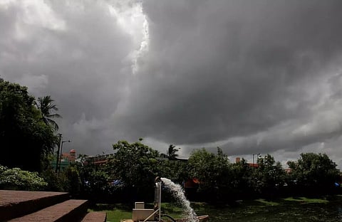 வங்க கடலில் உருவானது காற்றழுத்த தாழ்வு பகுதி: 6 நாட்களுக்கு மழை