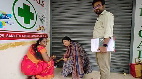 பூந்தமல்லியில் சட்ட விரோதமாக கருக்கலைப்பு மாத்திரைகளை விற்பனை செய்த கடைகளுக்கு சீல் அதிகாரிகள்.