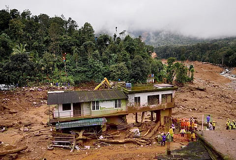 தமிழ்நாடு ஆரம்பப் பள்ளி ஆசிரியர் கூட்டணி சார்பில் வயநாடு பேரிடருக்கு ரூ.35 லட்சம் நிவாரணம்