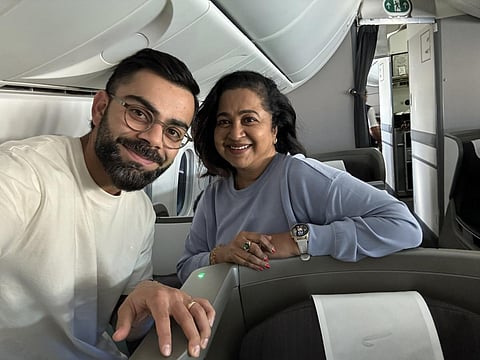 விராட் கோலியுடன் நடிகை ராதிகா செல்ஃபி: புகைப்படம் வைரல்