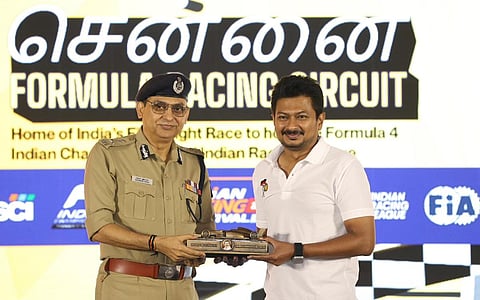 “கார் பந்தயத்தை நிறுத்த நிறைய பேர் பிளான் செய்தனர்” - அமைச்சர் உதயநிதி ஸ்டாலின் குற்றச்சாட்டு