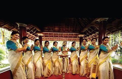 கொண்டாட்டம்: பெண்களின் கைவண்ணப் பண்டிகை