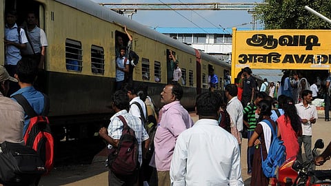 சென்ட்ரல் - ஆவடி மின்சார ரயில் சேவை மாற்றம்