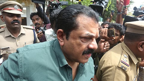 நடிகர், சட்டமன்ற உறுப்பினர் முகேஷ்