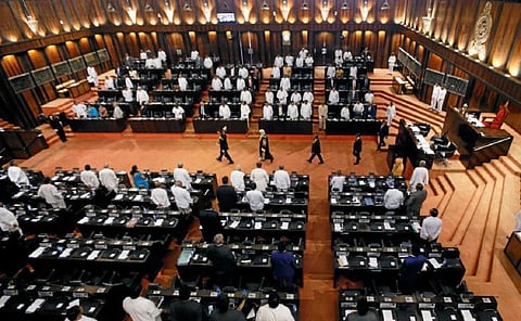 இலங்கையில் ஓய்வூதியத்தை இழக்கும் 85 நாடாளுமன்ற உறுப்பினர்கள்!