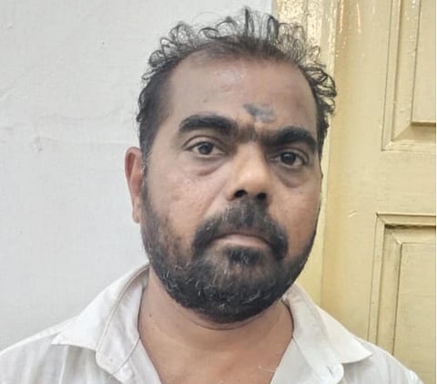 கைது செய்யப்பட்ட கண்ணன்