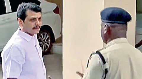 உச்ச நீதிமன்ற நிபந்தனைப்படி அமலாக்கத் துறை அலுவலகத்தில் கையெழுத்திட்ட செந்தில் பாலாஜி