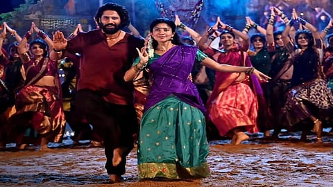 தண்டேல் படத்துக்காக 1000 கலைஞர்களுடன் சாய் பல்லவி நடனம்