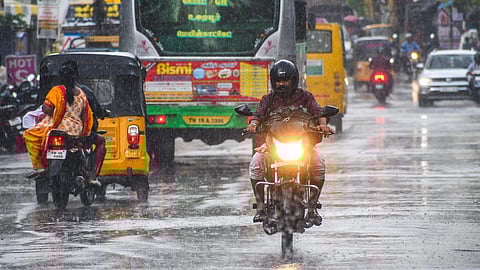 18 மாவட்டங்களில் இன்று கனமழை பெய்ய வாய்ப்பு: சென்னை வானிலை ஆய்வு மையம் தகவல்
