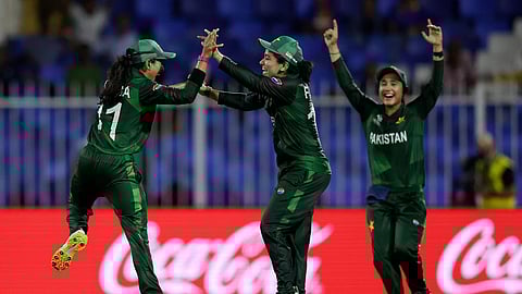 பாகிஸ்தான் அணி வீராங்கனைகள்