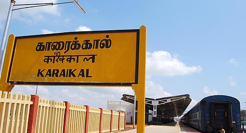 கோயில் நிலத்தை விற்க முயன்றதாக புகார்: காரைக்கால் துணை ஆட்சியரிடம் விசாரணை