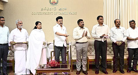 திருச்செந்தூர் முருகன் கோயிலுக்கு ரூ.68 கோடியில் விடுதி, கட்டிடங்கள்: காணொலியில் முதல்வர் ஸ்டாலின் திறந்து வைத்தார்