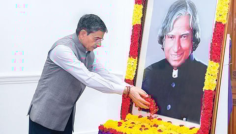 அப்துல் கலாமின் 93-வது பிறந்தநாள் | இளம் மனங்களின் கனவுகளை நனவாக்க தூண்டியவர்: தலைவர்கள் புகழாரம்