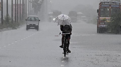 வானிலை முன்னறிவிப்பு: தமிழகத்தில் நாளை 6 மாவட்டங்களுக்கு கனமழை வாய்ப்பு