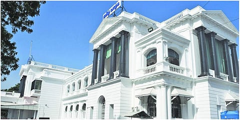 தீபாவளிக்கு அடுத்த நாள் அரசு விடுமுறை: தமிழக அரசு உத்தரவு