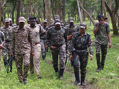 நக்சல் நடமாட்டம் தொடர்பாக மசினகுடி பகுதிகளில் மேற்கு மண்டல ஐஜி சோதனை