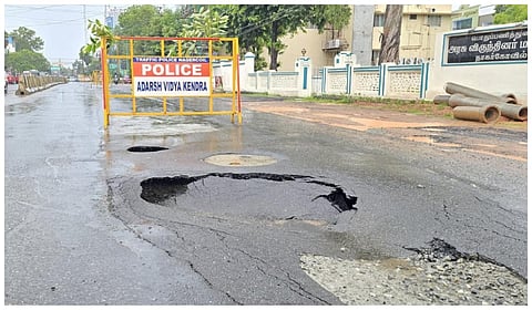 ஒருநாள் கனமழைக்கே தாக்குப் பிடிக்காத நாகர்கோவில் சாலைகள் - பயணிகள் பரிதவிப்பு