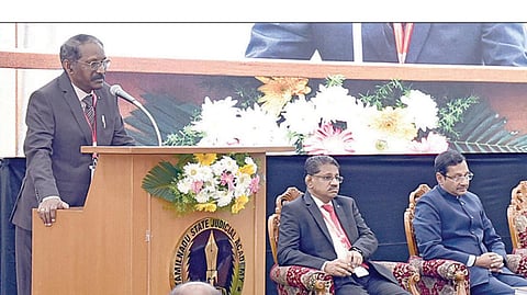 வழக்குகளின் எண்ணிக்கை அதிகரிப்பது மக்களுக்கு நீதித் துறை மீதுள்ள நம்பிக்கையை வெளிப்படுத்துகிறது: நீதிபதி சி.டி.ரவிகுமார்