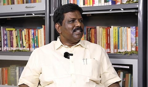 பகவத் கீதை பற்றி அம்பேத்கர் எழுதியிருப்பதையும் விஜய் படிக்க வேண்டும்: ரவிக்குமார் எம்.பி.