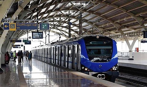 மெட்ரோ ரயில் நிறுவனத்தில் முதல்முறையாக ஊழியர்களுக்கு போனஸ்: 300 பேருக்கு தலா ரூ.15,000 கிடைக்கும்