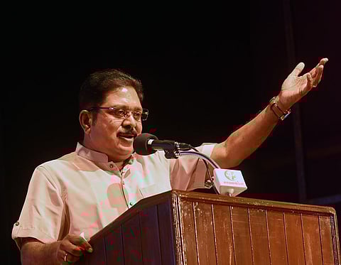 20 வகையான பதிவு கட்டணம் உயர்வு: டிடிவி.தினகரன் கண்டனம்