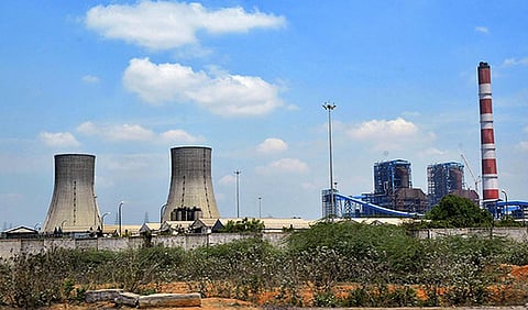 என்எல்சி நிர்வாகம் - ஒப்பந்த தொழிலாளர் விவகாரம்: பேச்சுவார்த்தை குழுவை அணுக உத்தரவு