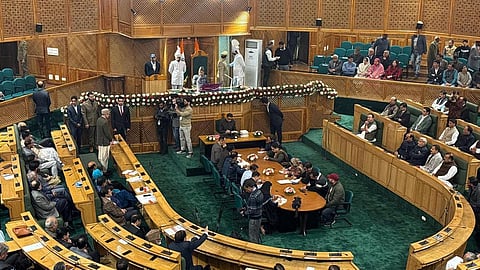 காஷ்மீரில் முதல் சட்டப்பேரவை கூட்டம்: சபாநாயகராக அப்துல் ரஹீம் ரத்தேர் தேர்வு