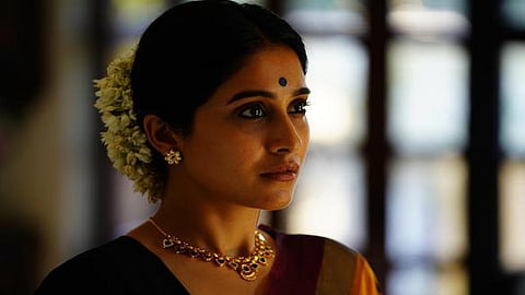 இந்தி சினிமாவில் போட்டி அதிகம்: ரெஜினா காஸண்ட்ரா தகவல்