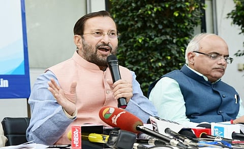 வக்பு சட்டத் திருத்தத்தில் இரட்டை நிலை: கேரள கட்சிகள் மீது பாஜக கடும் தாக்கு