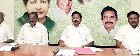 தமிழகம் முழுவதும் பழனிசாமி விரைவில் சுற்றுப்பயணம்