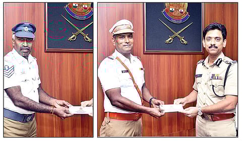 இரவு வாகன சோதனையின்போது. தங்களை தாக்கி விட்டு தப்பிய வழிப்பறி கொள்ளையர்களை விரட்டிப் பிடித்த போக்குவரத்து தலைமைக் காவலர் பிரகாஷ், காவல் சிறப்பு உதவி ஆய்வாளர் ரமேஷ் ஆகியோரை காவல் ஆணையர் அருண் நேற்று நேரில் அழைத்து பாராட்டி சான்றிதழ் வழங்கினார்.