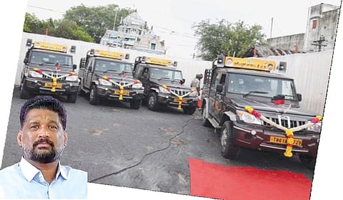 ‘அரியலூர்ல குடுத்தாங்க... விழுப்புரத்துல குடுப்பாங்களா..?’ - காரை எதிர்பார்க்கும் திமுக ஒன்றிய செயலாளர்கள்