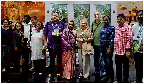 ராமேசுவரம் கலாம் நினைவிடத்தில் உலக கவிஞர்கள் காங்கிரஸ் சார்பில் கவியரங்கு