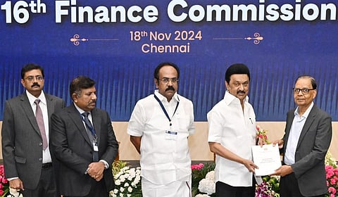 நிதிப் பகிர்வு: மாநிலங்களின் உரிமைக் குரல் மதிக்கப்பட வேண்டும்!