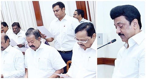 இந்திய அரசமைப்பு முகப்புரை முதல்வர் மு.க.ஸ்டாலின் தலைமையில் வாசிக்கப்பட்டது. இதில் அமைச்சர்கள் தலைமைச் செயலர், துறைச் செயலாளர்கள் மற்றும் அரசு உயர் அலுவலர்கள் கலந்து கொண்டனர்.