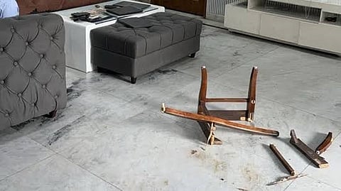 இணைய குற்ற வழக்கில் சோதனை நடத்திய அமலாக்க துறை அதிகாரிகள் மீது தாக்குதல் நடத்தியவர் கைது