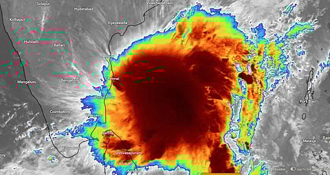 படம் உதவி : பிரதீப் ஜான் - ட்விட்டர் பக்கம்