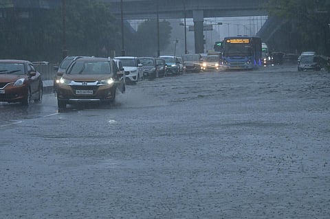 சென்னை பல்கலை. தேர்வுகள் ஒத்திவைப்பு முதல் மெட்ரோ அறிவிப்பு வரை | ஃபெஞ்சல் புயல் எதிரொலி