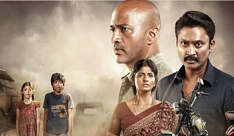 சிக்கலில் 2 சிட்டுகள்! - ‘பாராசூட்’ வெப் சீரிஸ் விரைவுப் பார்வை