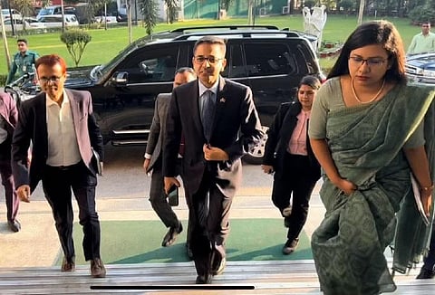 துணைத் தூதரகத்தில் அத்துமீறல்: இந்திய தூதருக்கு வங்கதேசம் சம்மன் - திரிபுராவில் நடந்தது என்ன?