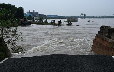 ஃபெஞ்சல் புயல், மழை வெள்ளம்: விழுப்புரம் மாவட்டத்தில் இதுவரை 14 பேர் உயிரிழப்பு