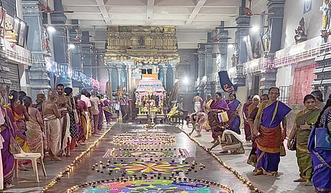 வாழ்வில் ஒளியேற்றும் கார்த்திகை தீப வழிபாடு