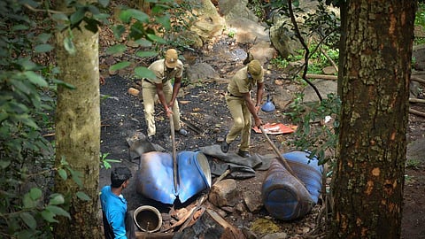 கள்ளக்குறிச்சி கள்ளச் சாராய வழக்கில் சிபிஐ விசாரணையை எதிர்த்து உச்ச நீதிமன்றத்தில் தமிழக அரசு மேல்முறையீடு