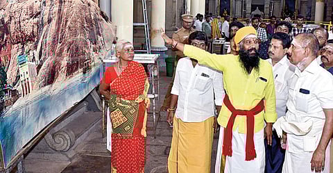 திண்டுக்கல் அபிராமியம்மன் கோயில் தூண்கள் மாயம்: பொன் மாணிக்கவேல் குற்றச்சாட்டு