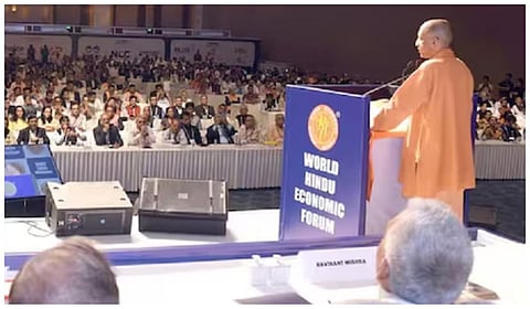 “தாஜ்மகாலை கட்டிய கலைஞர்களின் கைகள் துண்டிப்பு” - உ.பி. முதல்வர் பேச்சால் சர்ச்சை