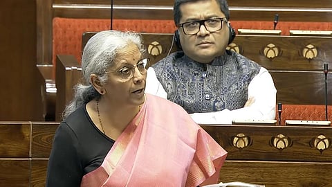 நேரு குடும்பத்துக்கு உதவ அரசியல் சாசனத்தில் பல திருத்தங்களை காங்கிரஸ் செய்தது - நிர்மலா சீதாராமன்