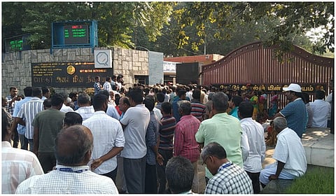 மேட்டூர் அனல் மின் நிலைய விபத்து: உயிரிழந்தோர் உடலை வாங்க மறுப்பு; உறவினர்கள் போராட்டம்