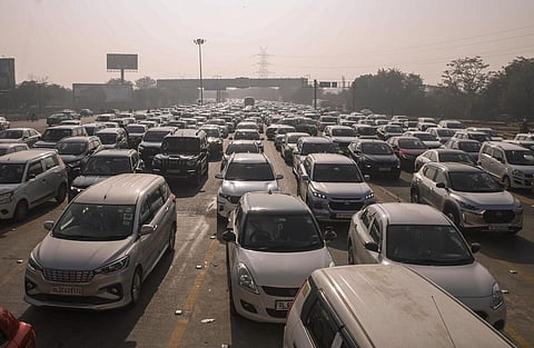 டெல்லி - நொய்டா பறக்கும் சாலையில் கட்டணம் வசூலிக்கக் கூடாது: உச்ச நீதிமன்றம் உத்தரவு