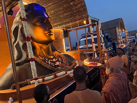 மகா சிவராத்திரி: ஈஷா சார்பில் ரத யாத்திரை சேவை தொடக்கம்